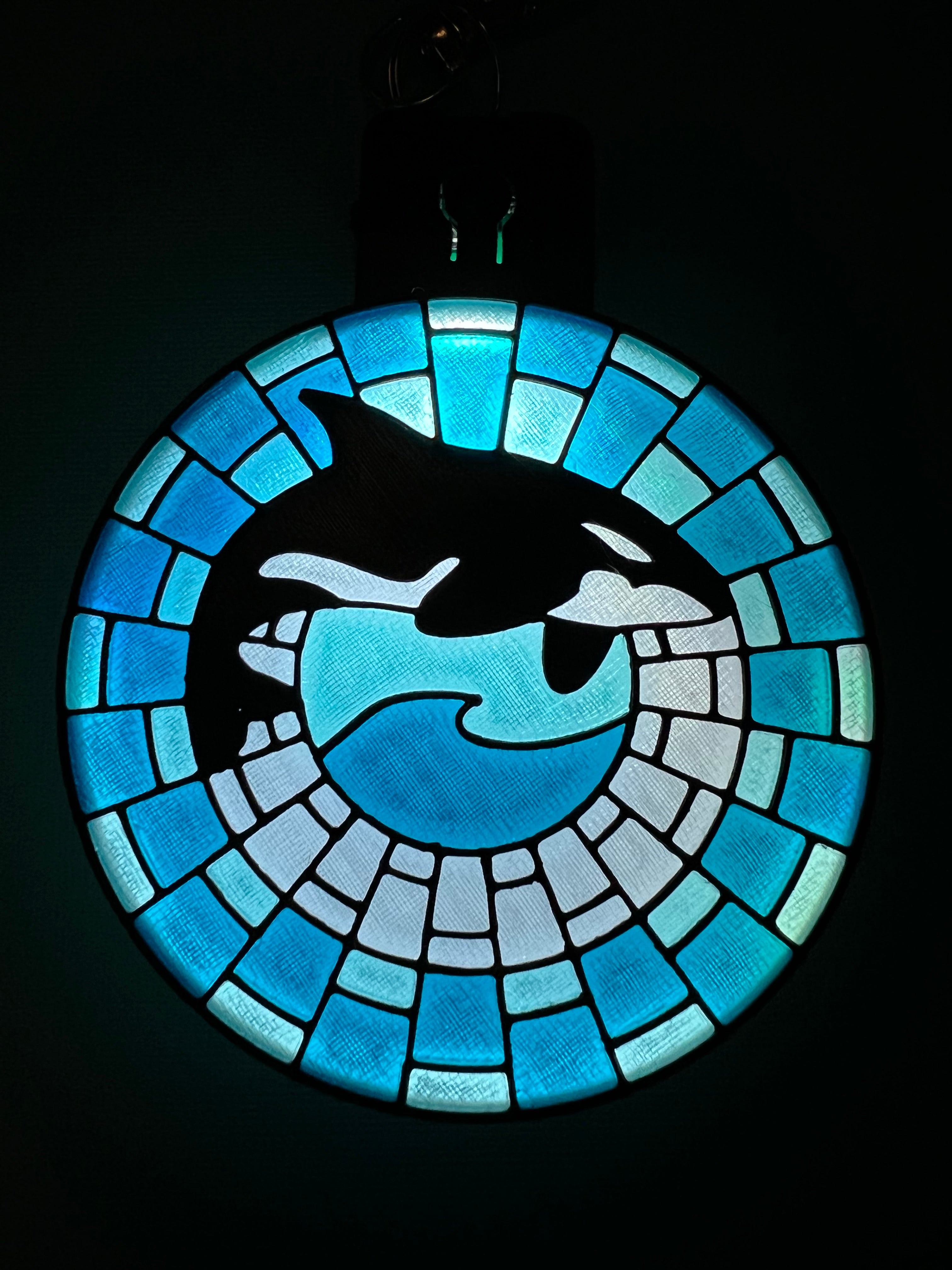 Whale Mosaic Wearable Park Light